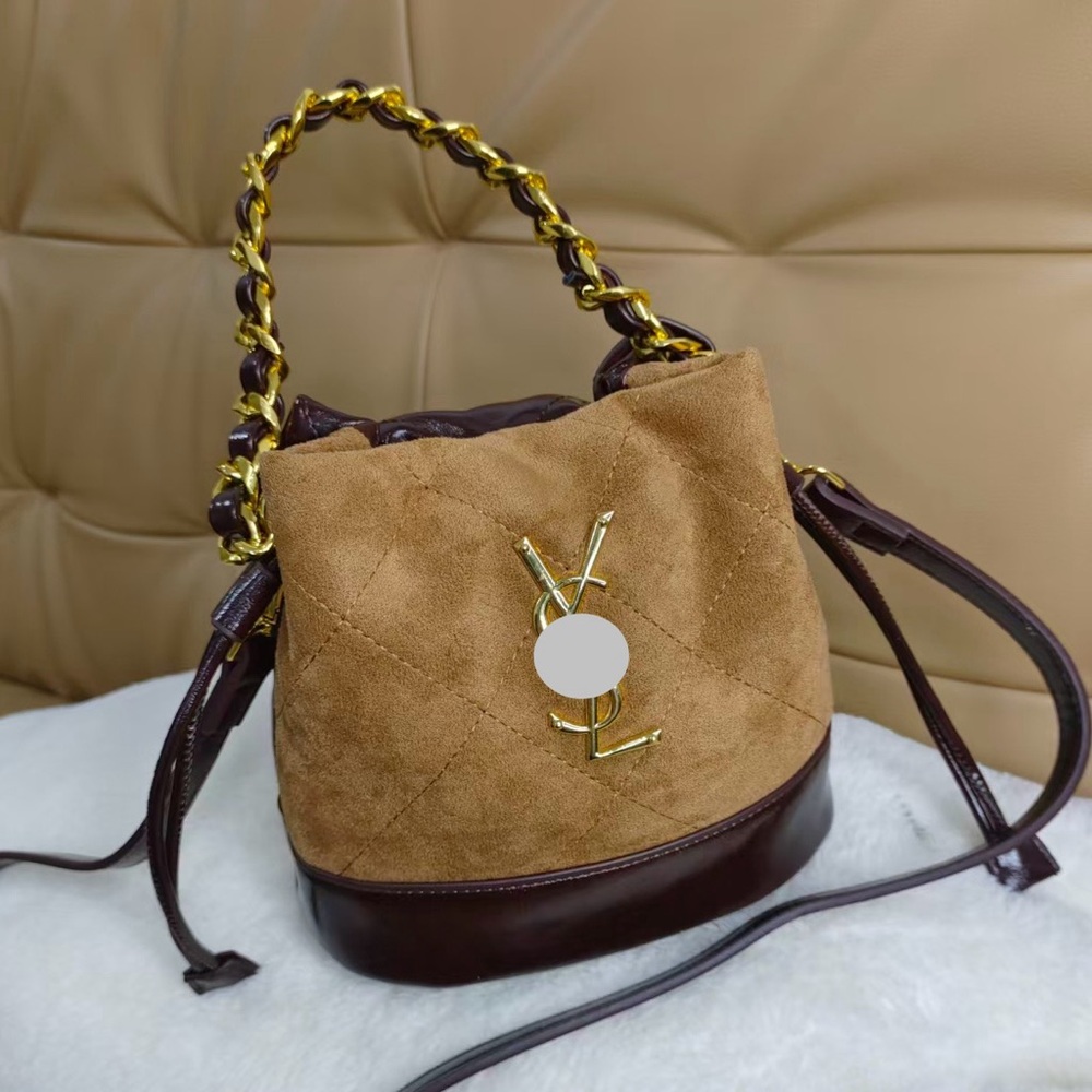 ❗️SALE❗️New tan suede women’s fashion bag